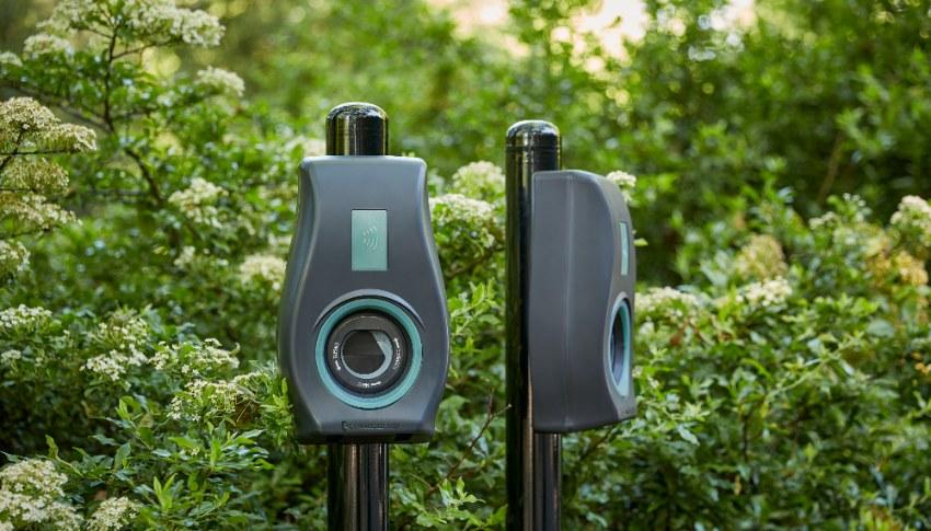 agile streets trial: public smart ev charging saves drivers £600 a year