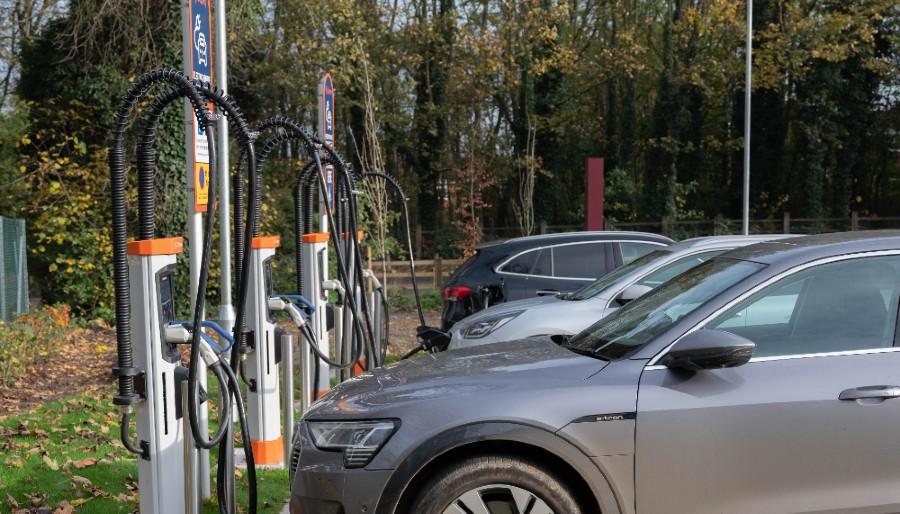 osprey dynamic ev charging hub opens in wolverhampton