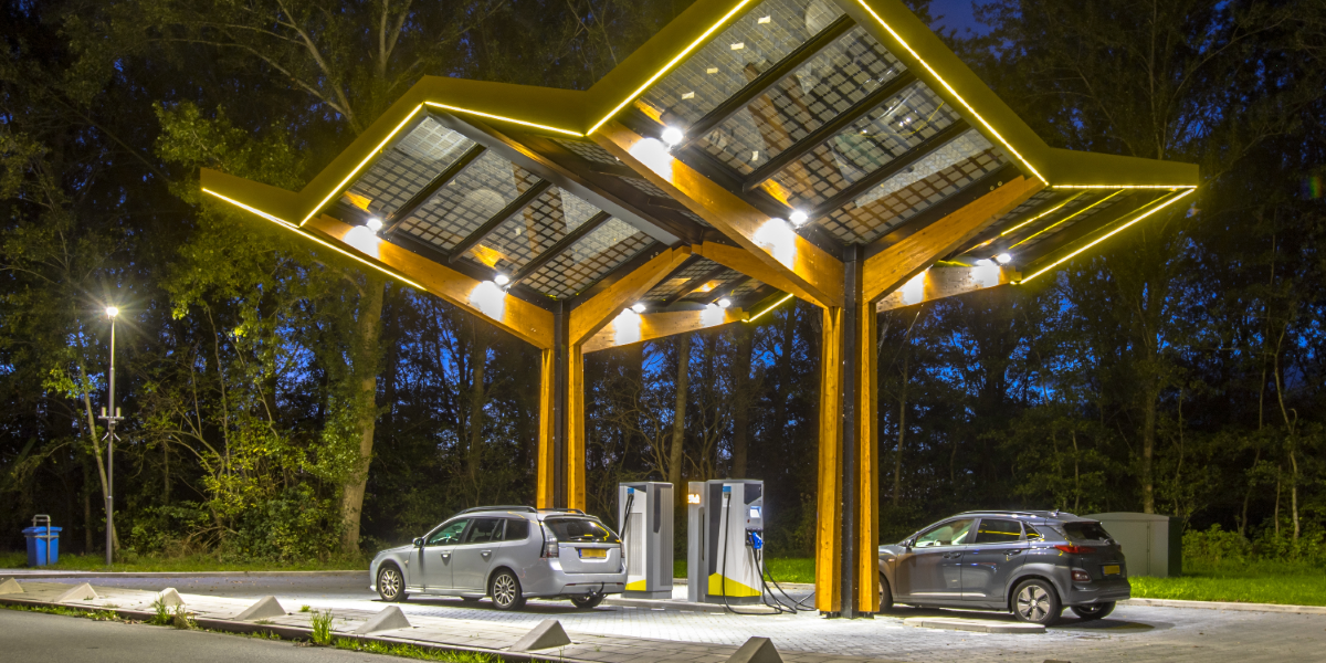 Fastned charging hub at night 