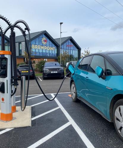 Blue EV charges at Osprey charge point outside of Brewpoint Brewery