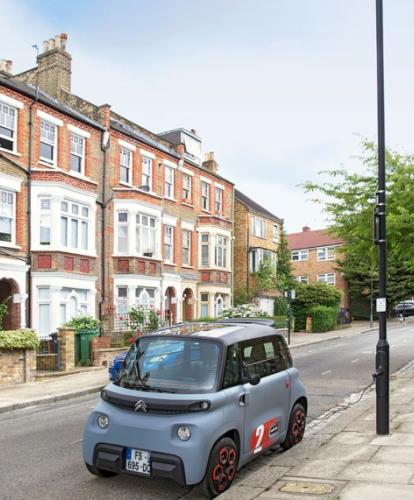 ubitricity charge point charging a Citroen Ami