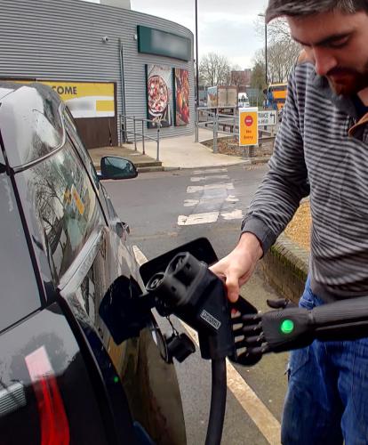 Electric Vehicle Charge Points ‘Lack Accessibility’