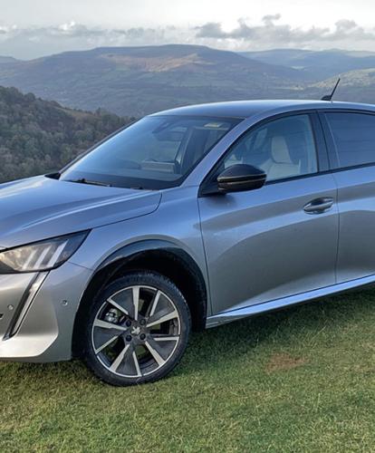 Peugeot e 208 review Zapmap