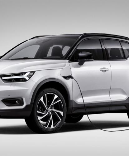 Volvo offers new PHEV customers free charging for a year