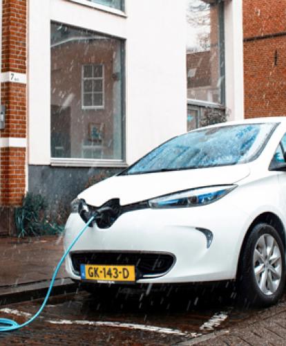 Renault to take part in smart solar charge project