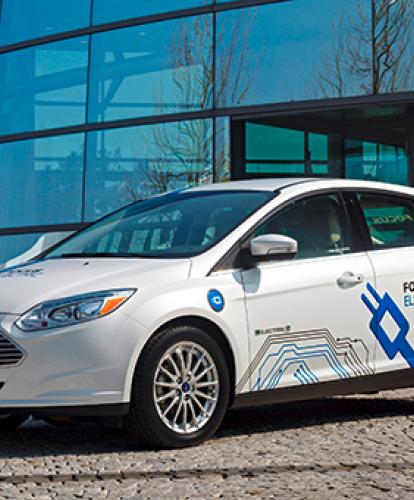 Ford makes electric vehicle patents available to competitors