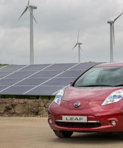 Nissan switches on solar farm to power UK car production