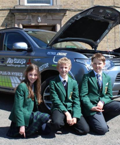 Students learn about Outlander PHEV
