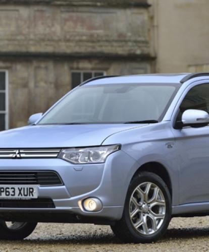 Outlander PHEV becomes first plug-in hybrid to offer V2H system 