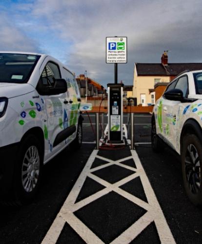 SWARCO Smart Charging supports rollout of largest EV charging hub in Wales