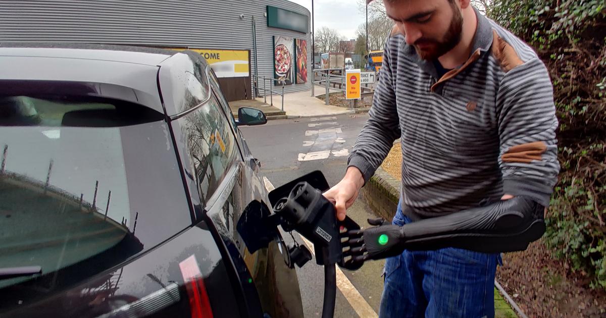 Electric Vehicle Charge Points Lack Accessibility Zapmap