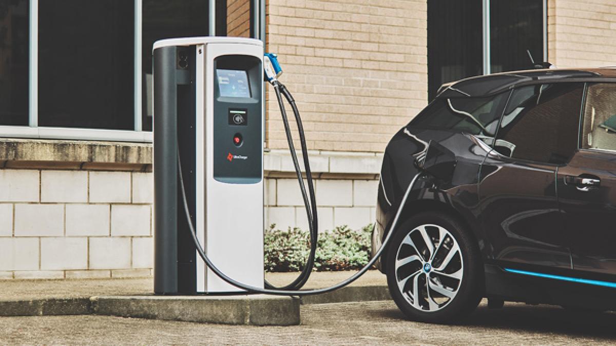Chargemaster electric top car charger