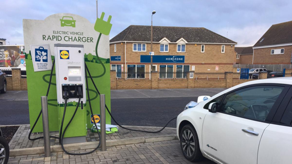 Lidl electric store car charging