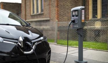 Believ charge point - charging Renault Zoe