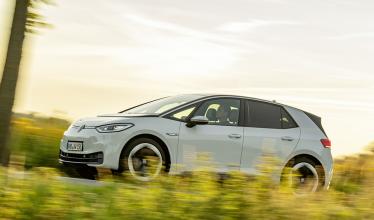 European electric vehicle market share grows in October