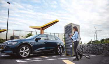 Fastned receives €75 million strategic investment from Schroders Capital