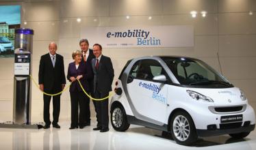 Germany seeks boost in electric vehicle sales with free parking offer