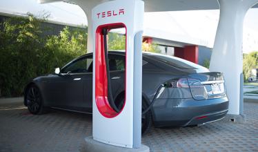 Tesla continues to expand UK supercharger network with 4 new locations