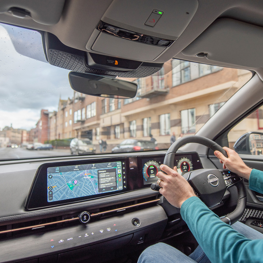 In-car support: Apple CarPlay & Android Auto