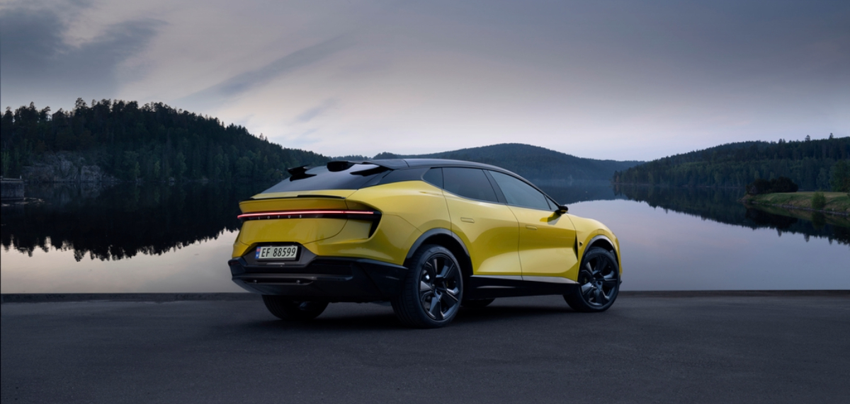 Charging a Lotus Eletre on public networks