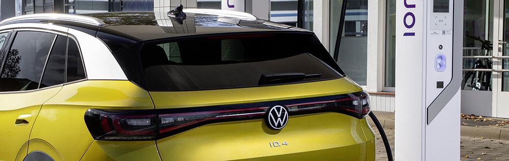 How long does it take to charge an VW ID.4?