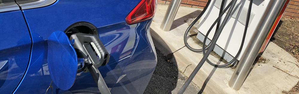 Charging a Hyundai Ioniq Electric on public networks